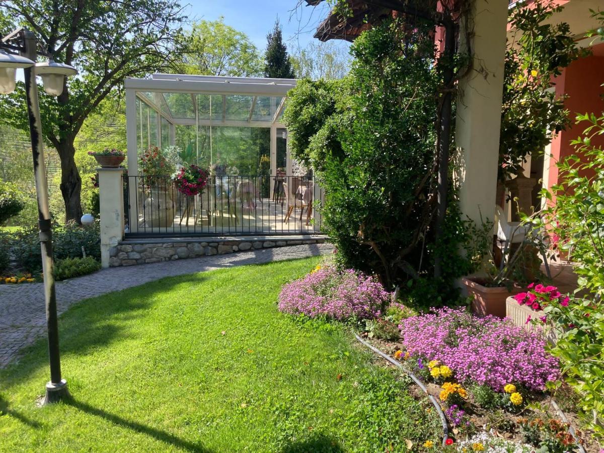 Ferienwohnung Cascina Manzo Dogliani Exterior foto